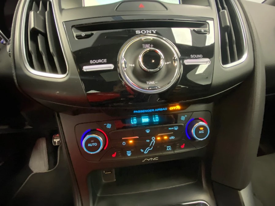 2017 Ford Focus RS 3rd Gen - Image 27 of 31