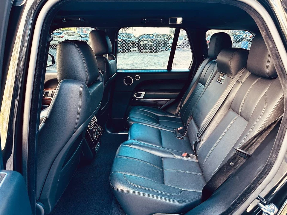 2017 Land Rover Range Rover L405 - Image 11 of 16