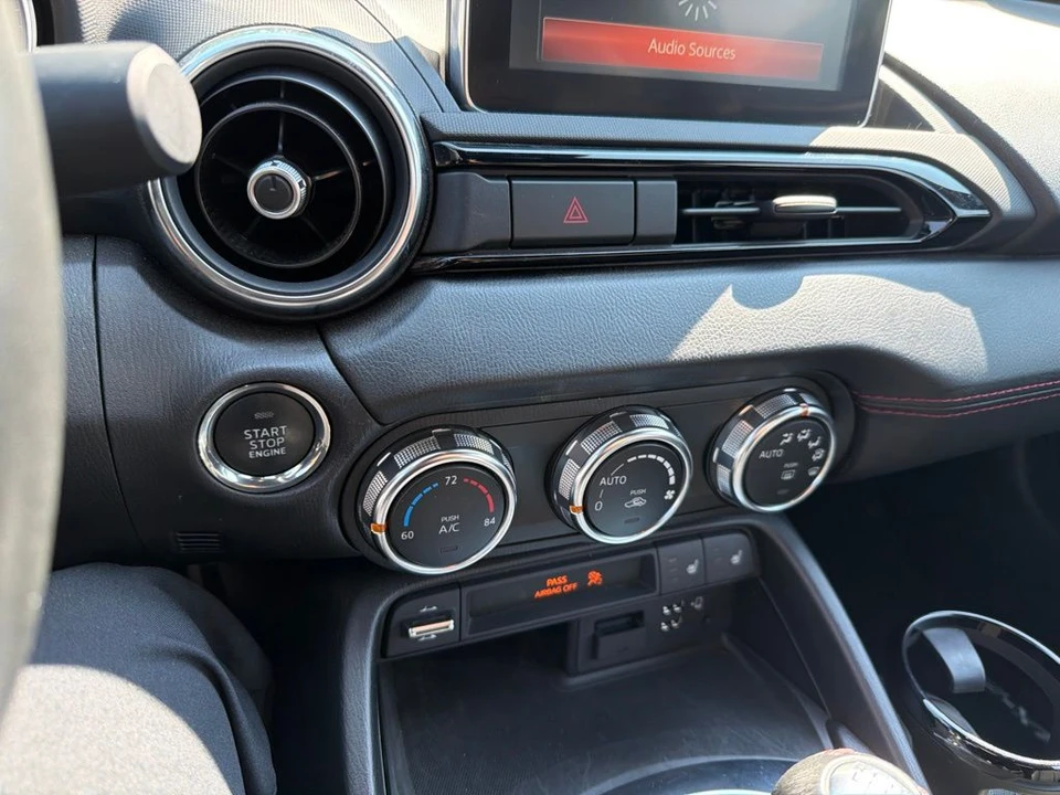 2017 Mazda ND MX-5 Miata - Image 6 of 10