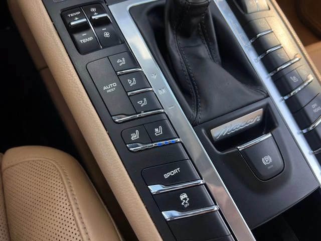 2017 Porsche Macan S - Image 23 of 31