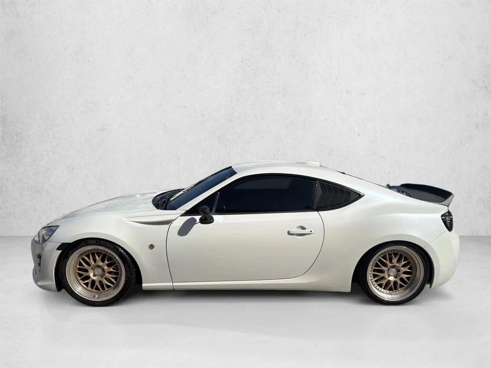 2017 Toyota GT86/Scion FR-S 1st Gen - Image 2 of 23