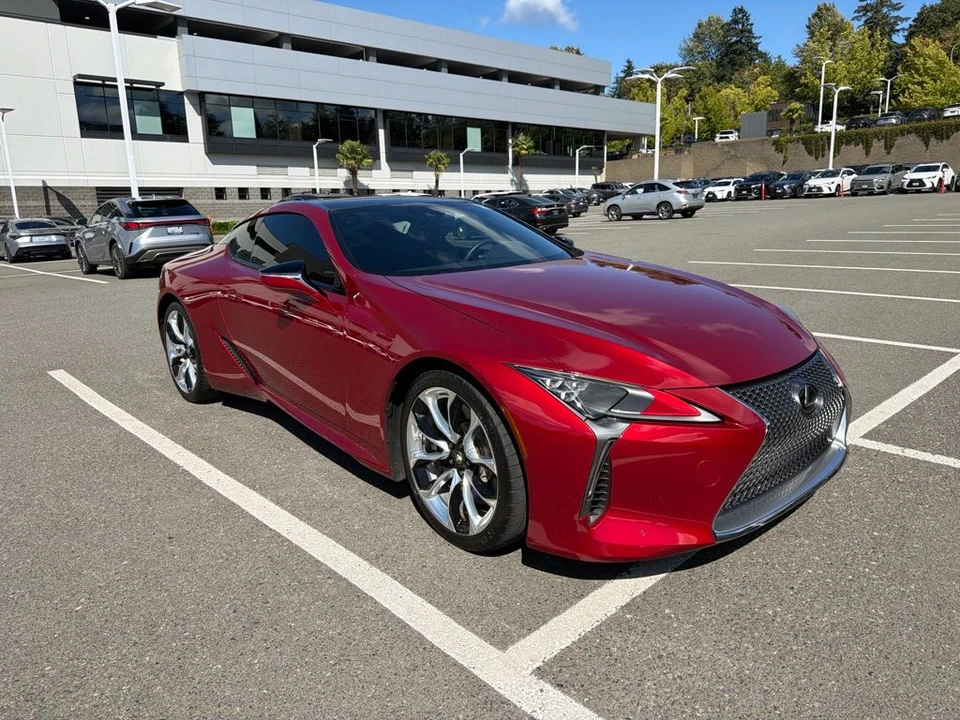 2018 Lexus LC - Image 2 of 6