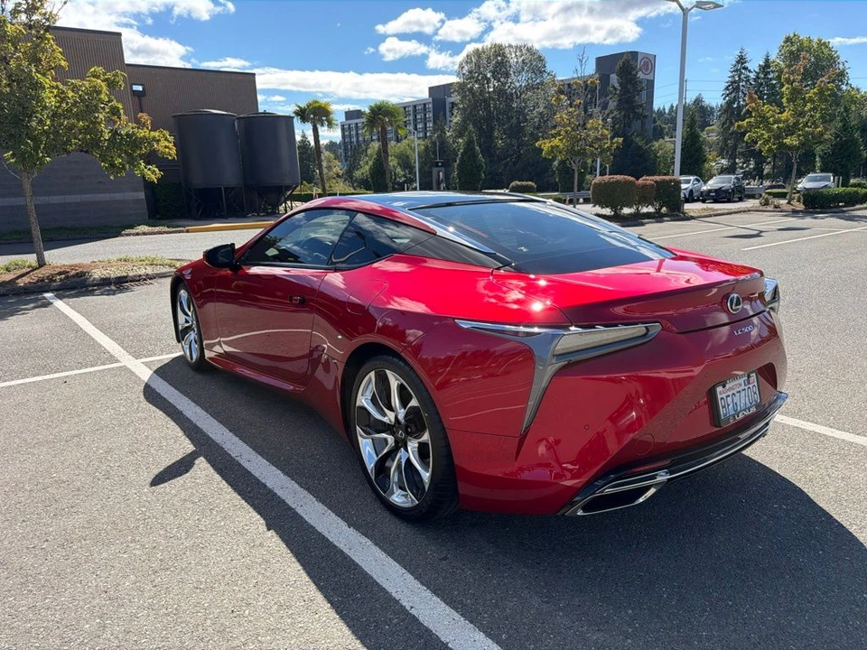 2018 Lexus LC - Image 5 of 6