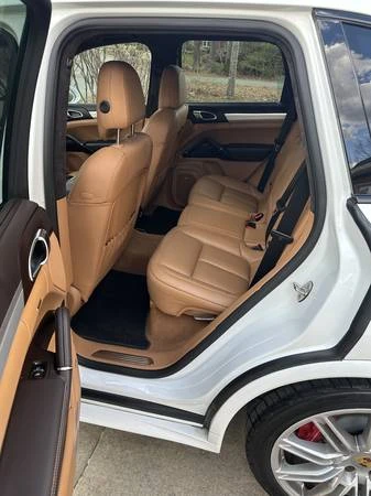 2018 Porsche 958 Cayenne GTS - Image 9 of 13
