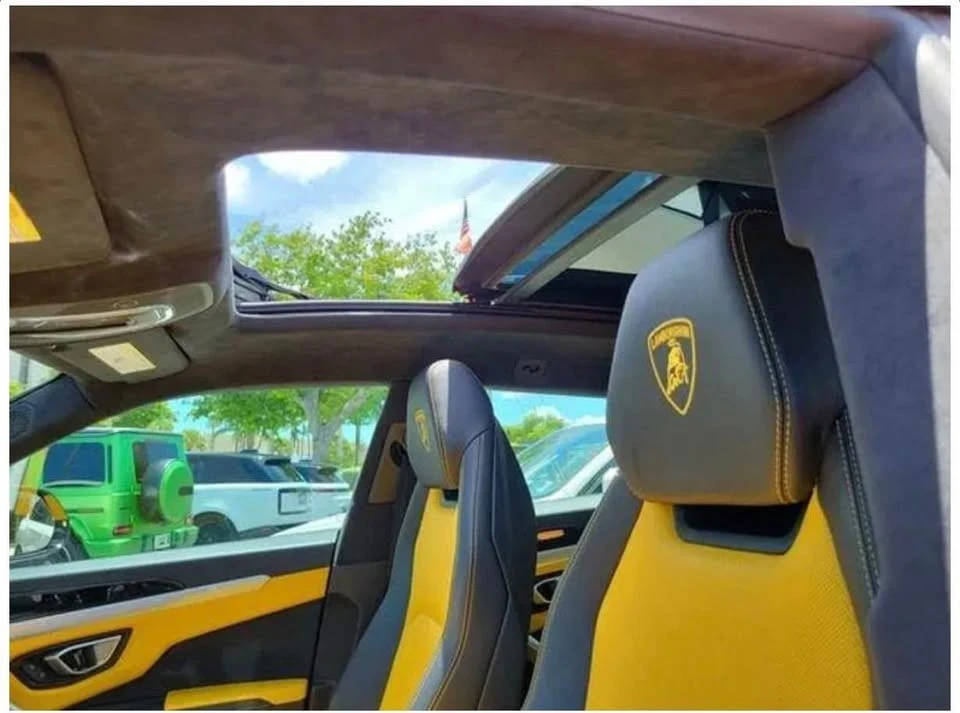 2019 Lamborghini Urus - Image 6 of 8