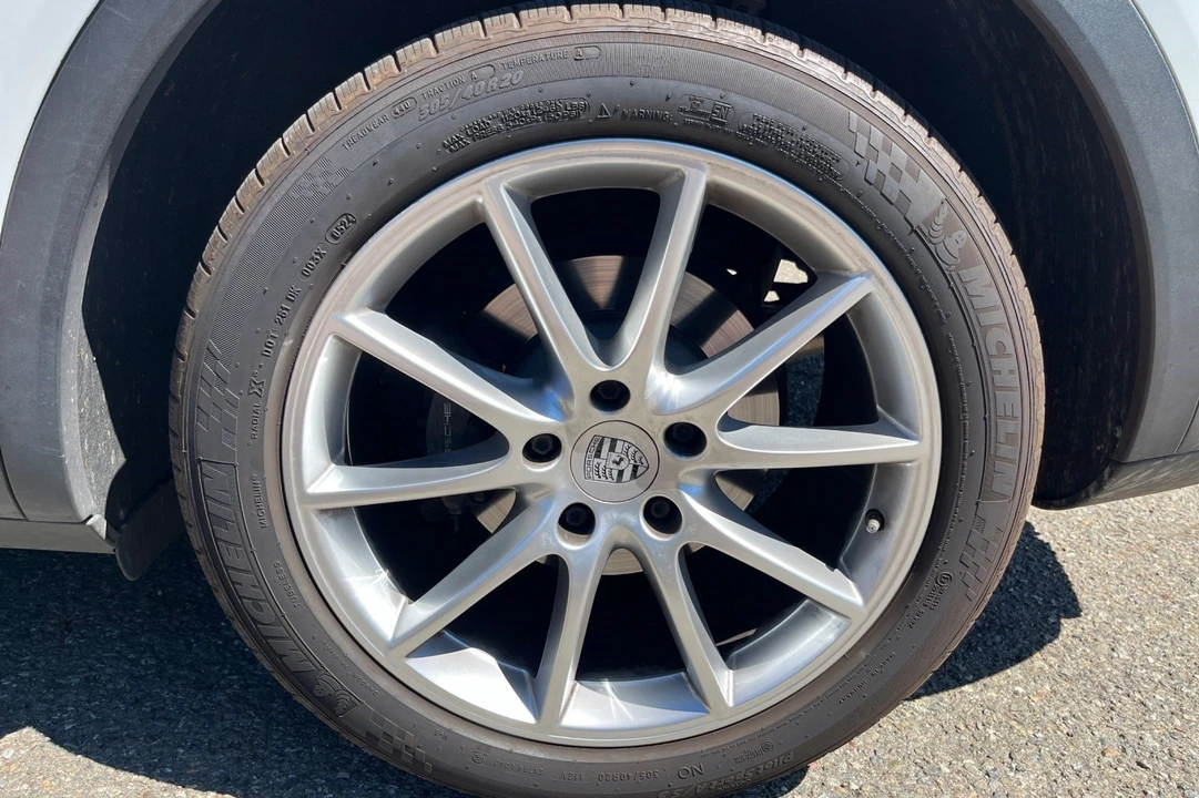 2019 Porsche 9Y0/9Y3 Cayenne - Image 4 of 8