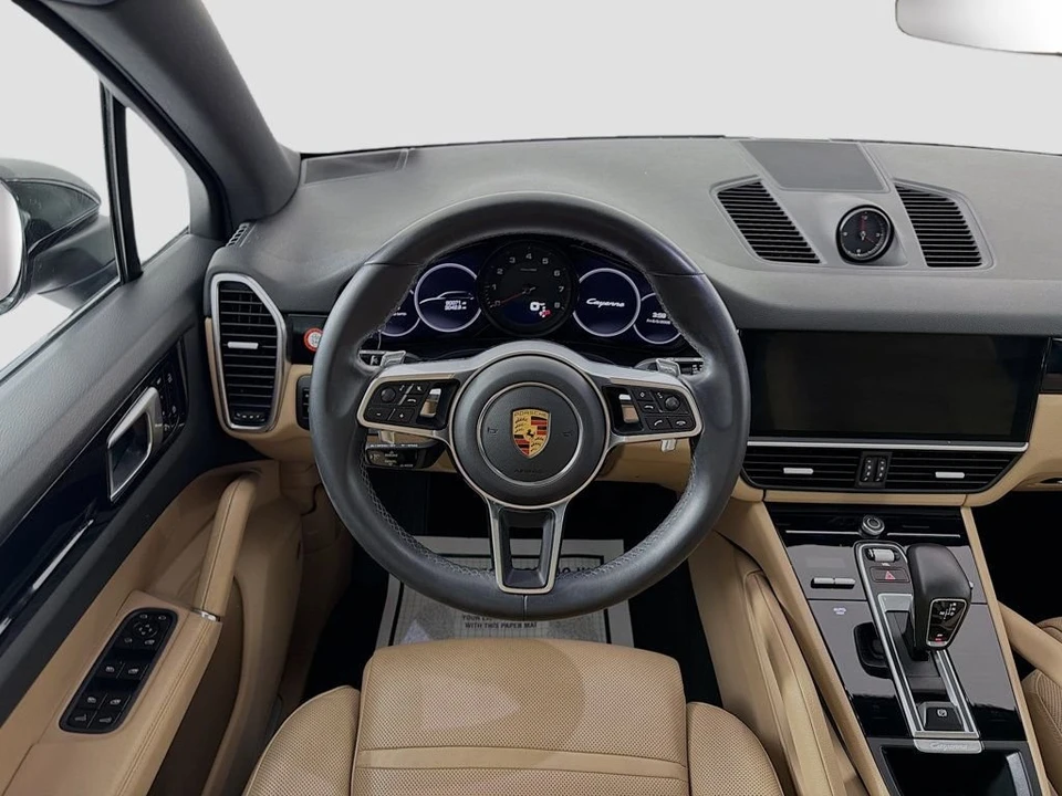 2019 Porsche Cayenne - Image 24 of 31