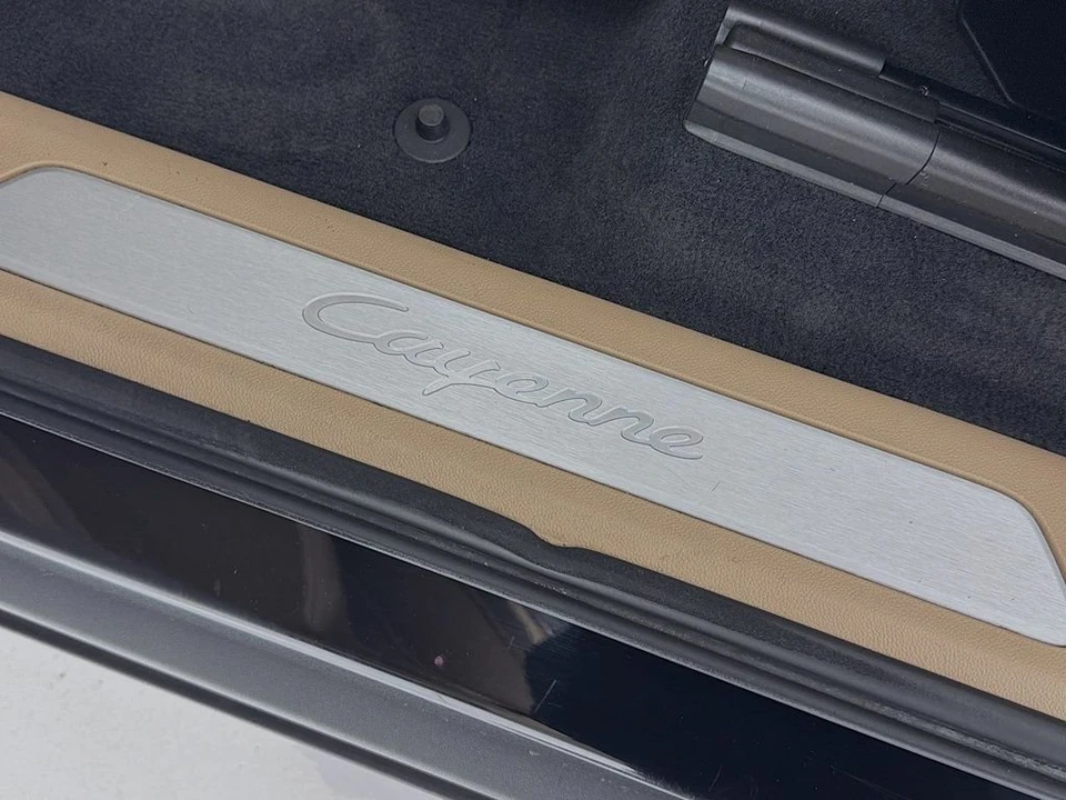 2019 Porsche Cayenne - Image 13 of 31