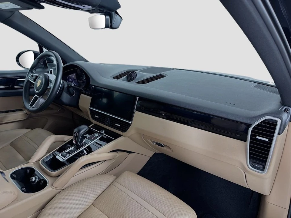 2019 Porsche Cayenne - Image 30 of 31
