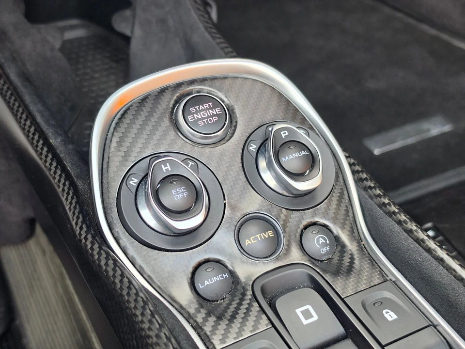 2020 McLaren 600LT - Image 18 of 21