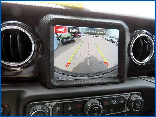 2021 Jeep JL Wrangler - Image 17 of 18