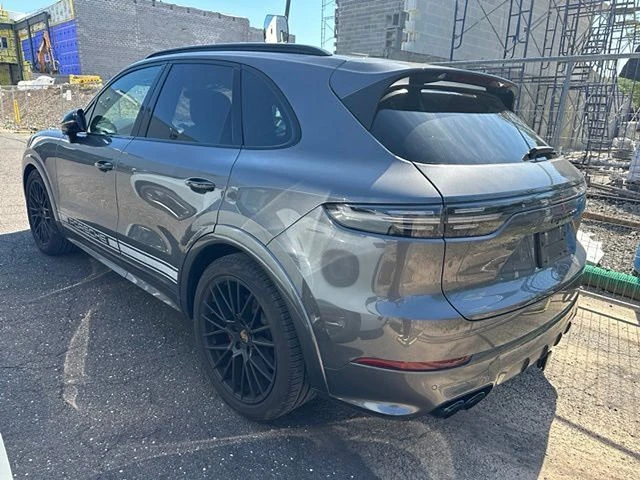 2021 Porsche 9Y0/9Y3 Cayenne GTS - Image 6 of 10