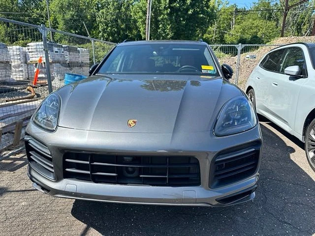 2021 Porsche 9Y0/9Y3 Cayenne GTS - Image 2 of 10