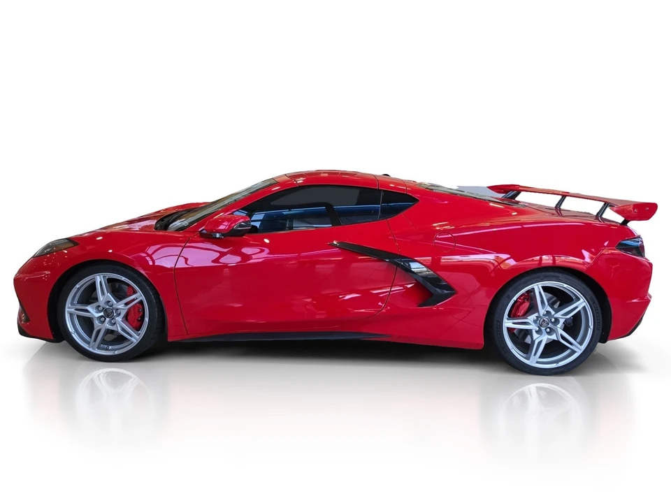 2022 Chevrolet Corvette C8 - Image 9 of 11