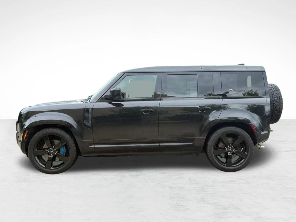 2022 Land Rover Defender V8 - Image 2 of 31