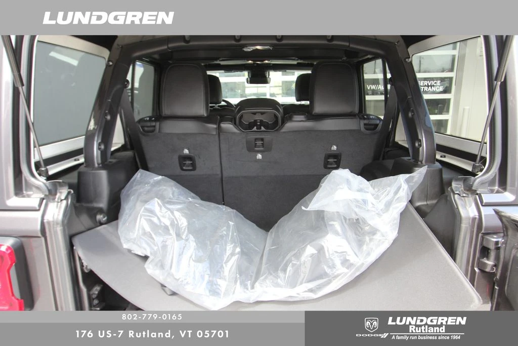 2022 Jeep JL Wrangler - Image 14 of 31
