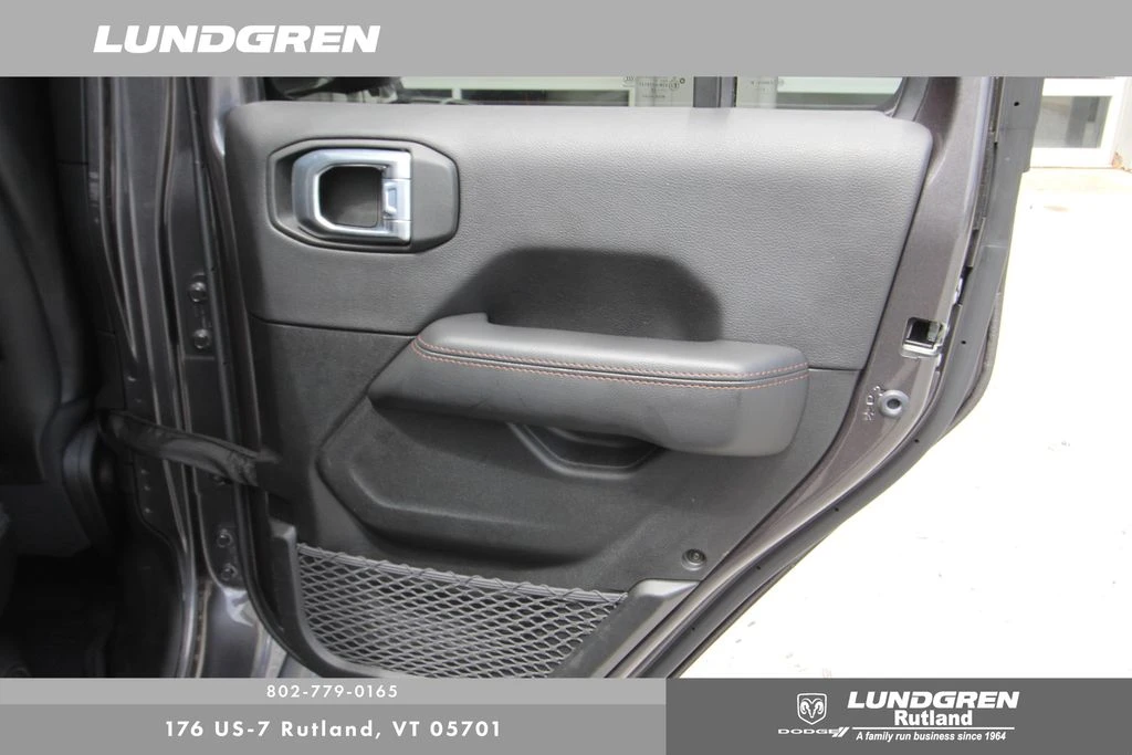 2022 Jeep JL Wrangler - Image 17 of 31