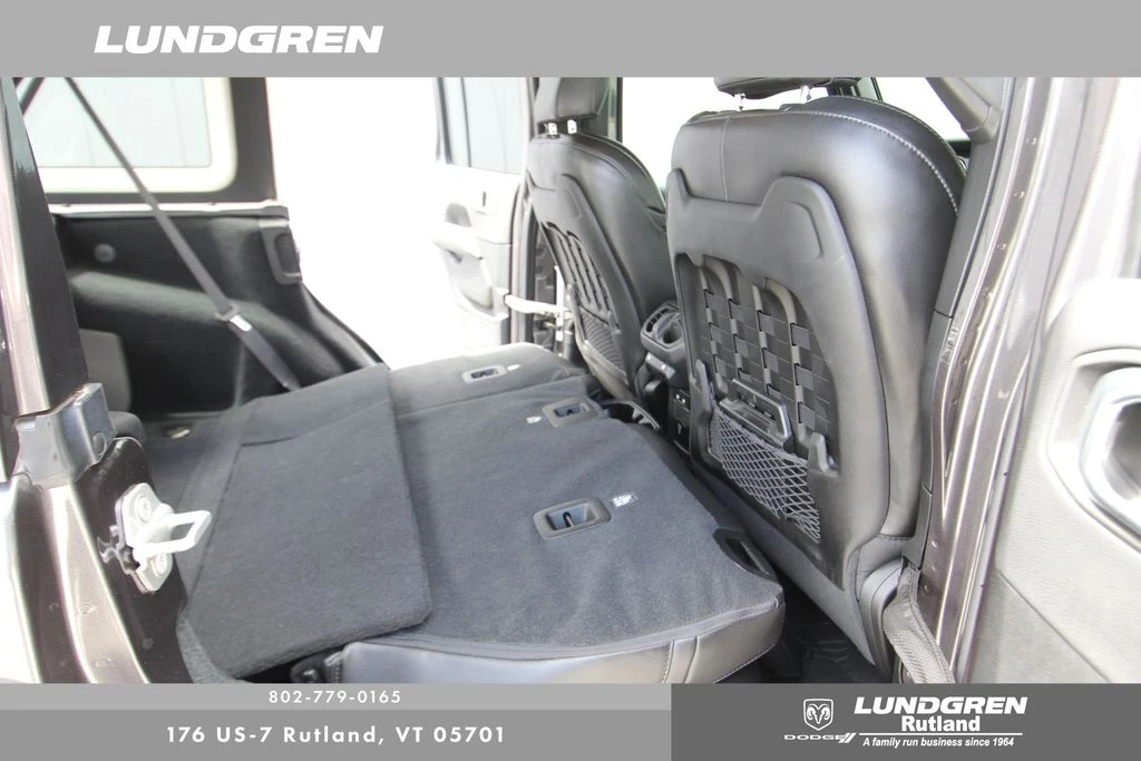 2022 Jeep JL Wrangler - Image 18 of 31