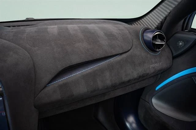 2022 McLaren 765LT - Image 18 of 23