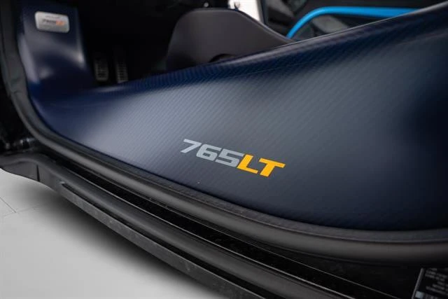 2022 McLaren 765LT - Image 12 of 23