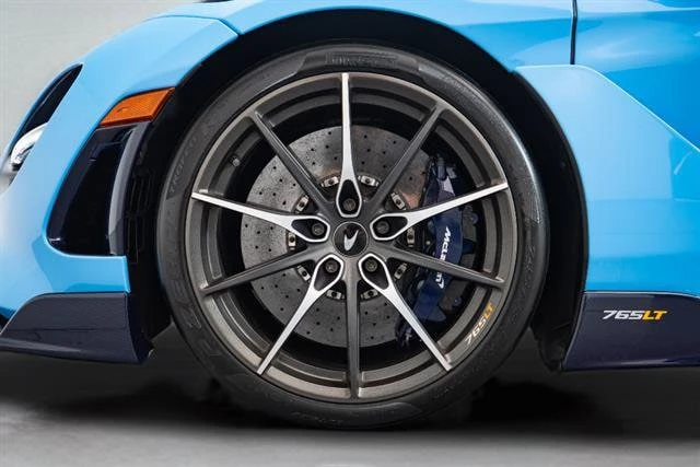 2022 McLaren 765LT - Image 22 of 23