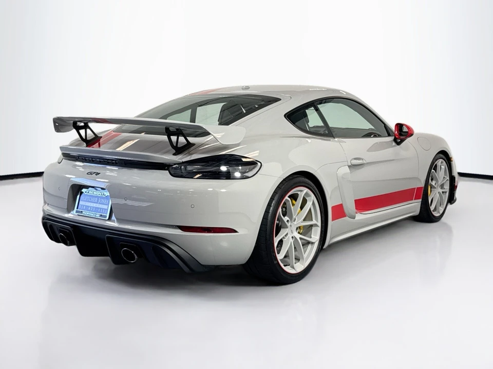 2022 Porsche 718 Cayman GT4 - Image 9 of 27