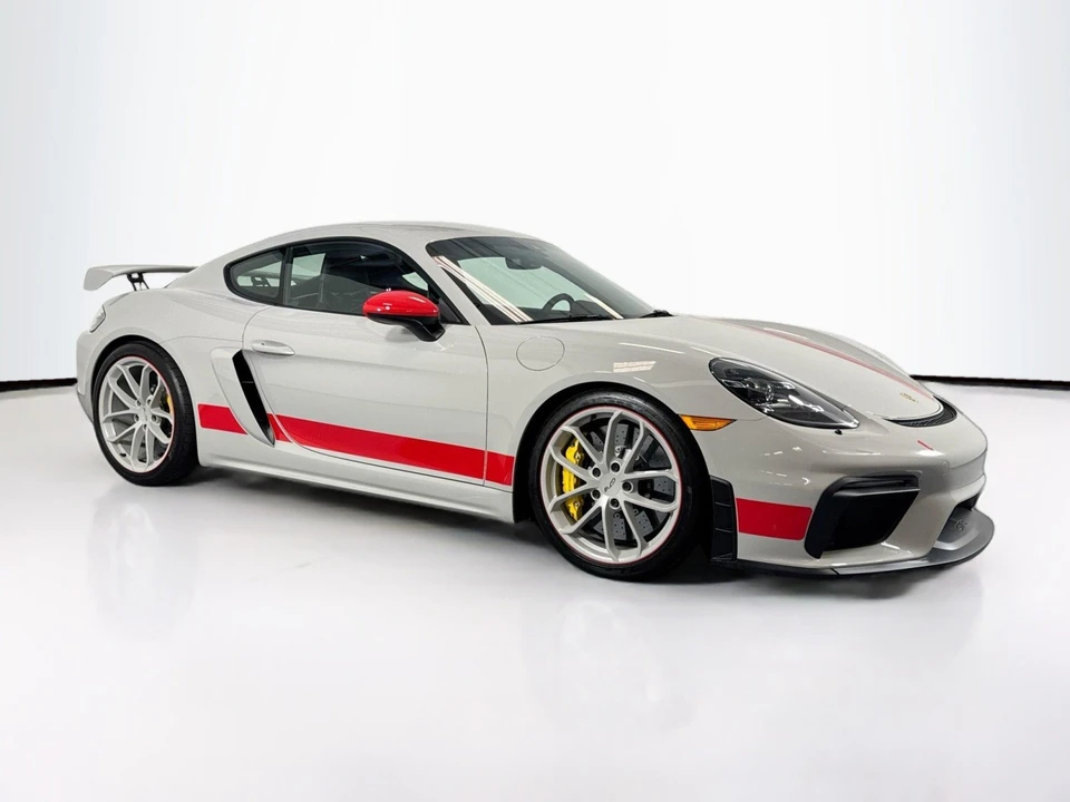 2022 Porsche 718 Cayman GT4 - Image 7 of 27