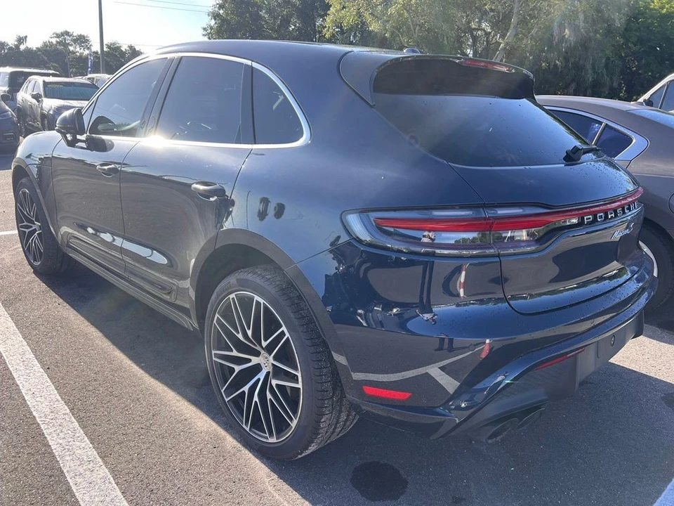 2022 Porsche Macan S - Image 3 of 4