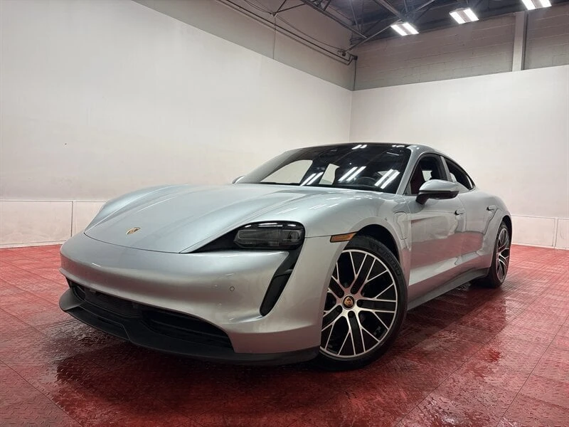 2022 Porsche Taycan - Image 2 of 2