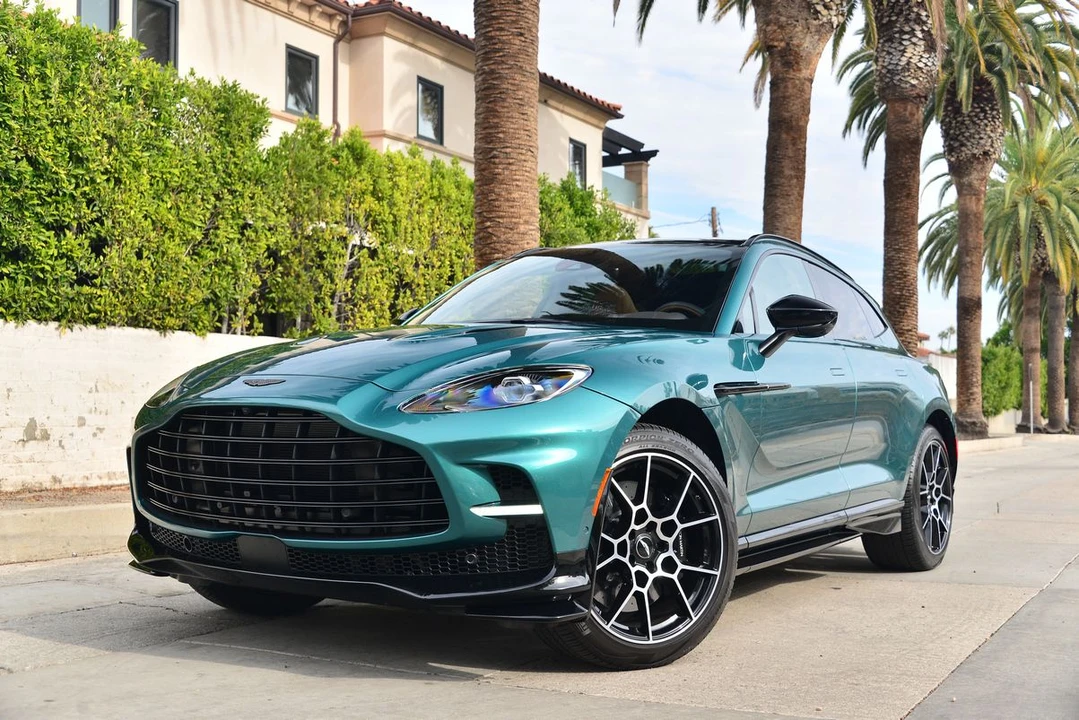 2023 Aston Martin DBX 707 - Image 12 of 23