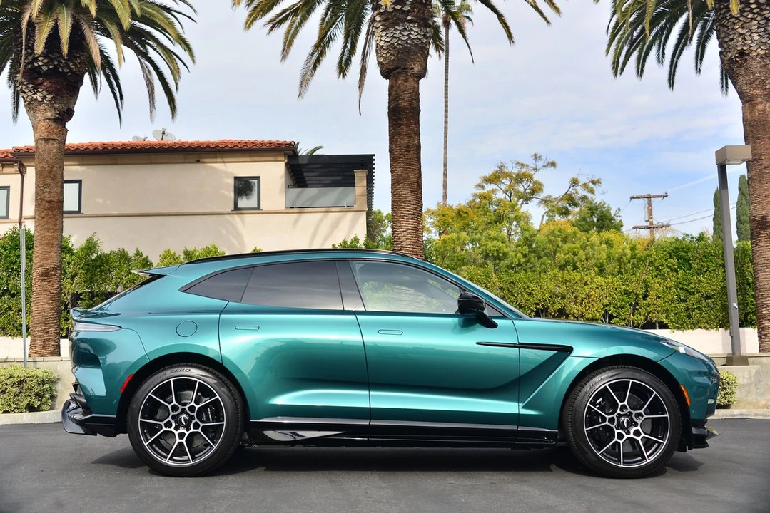 2023 Aston Martin DBX 707 - Image 13 of 23