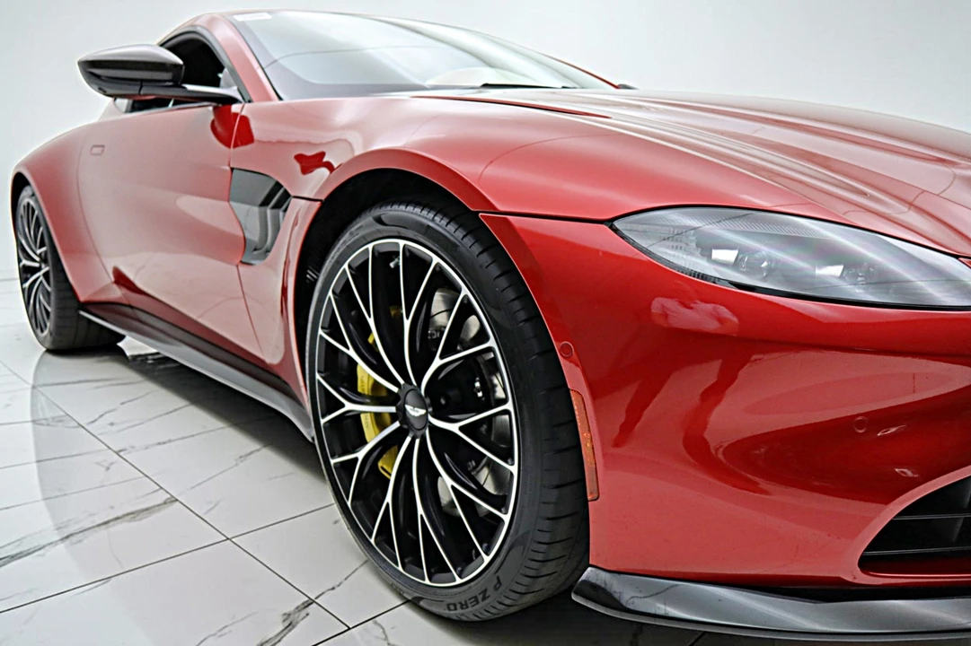 2023 Aston Martin V8 Vantage (2019+) - Image 9 of 31
