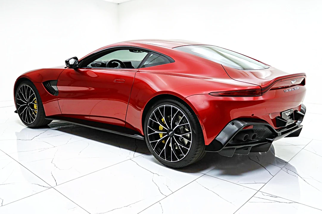 2023 Aston Martin V8 Vantage (2019+) - Image 7 of 31
