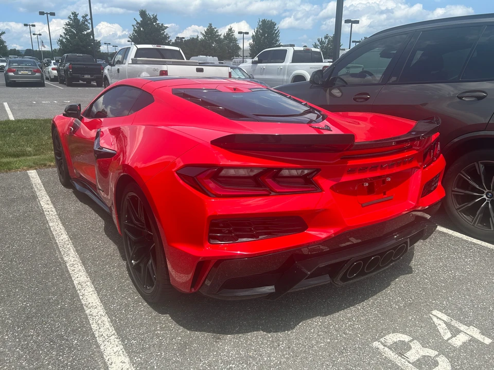 2023 Chevrolet Corvette C8 Z06 - Image 3 of 3