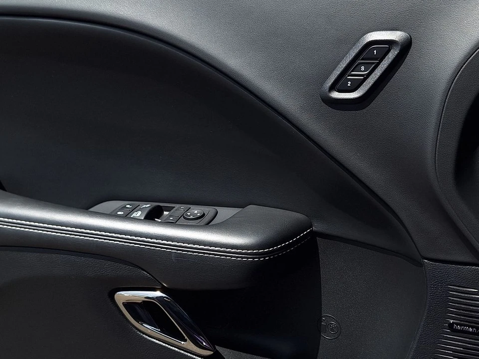 2023 Dodge Challenger SRT Hellcat 3rd Gen - Image 9 of 31
