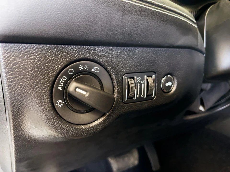 2023 Dodge Challenger SRT Hellcat 3rd Gen - Image 24 of 31
