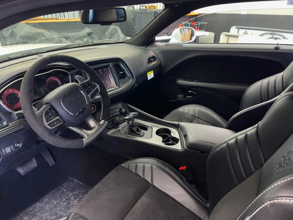 2023 Dodge Challenger SRT Hellcat 3rd Gen - Image 19 of 31