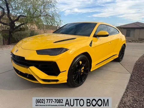 2023 Lamborghini Urus S