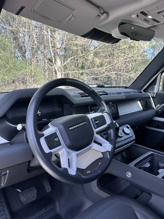 2023 Land Rover Defender L663 - Image 12 of 22