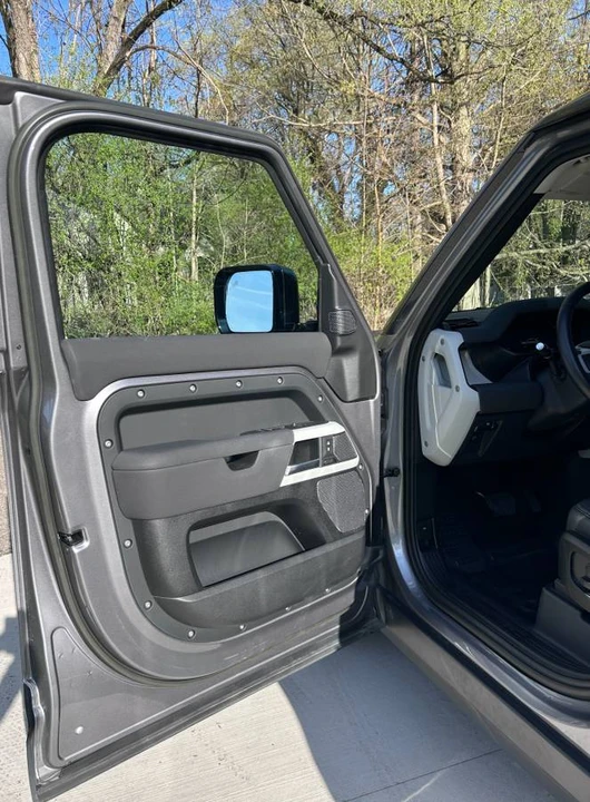 2023 Land Rover Defender L663 - Image 8 of 22