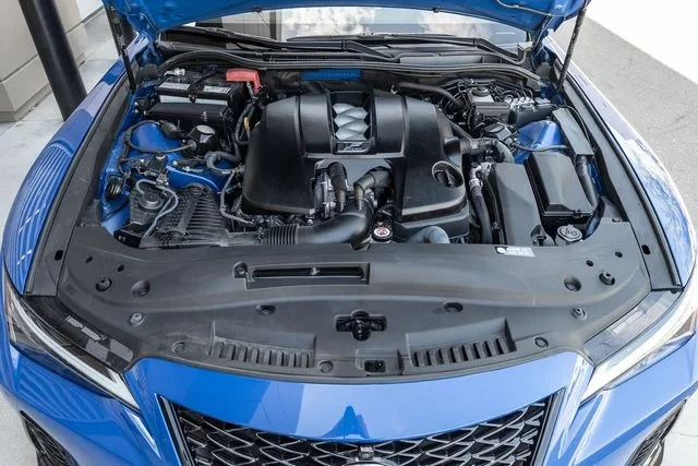 2023 Lexus IS 3rd Gen - Image 14 of 16