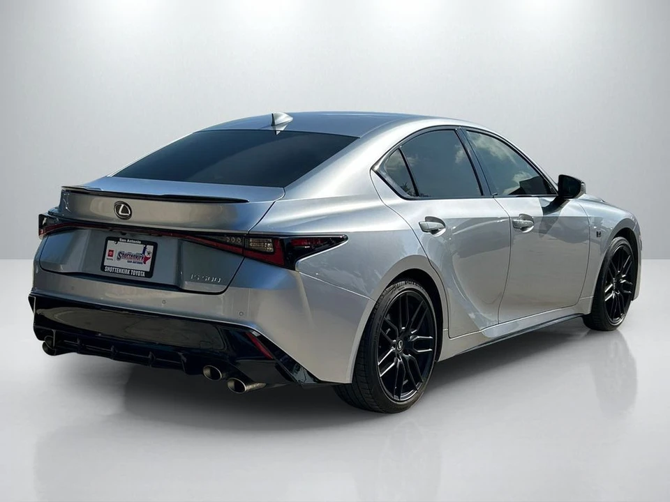 2023 Lexus IS 3rd Gen - Image 5 of 31