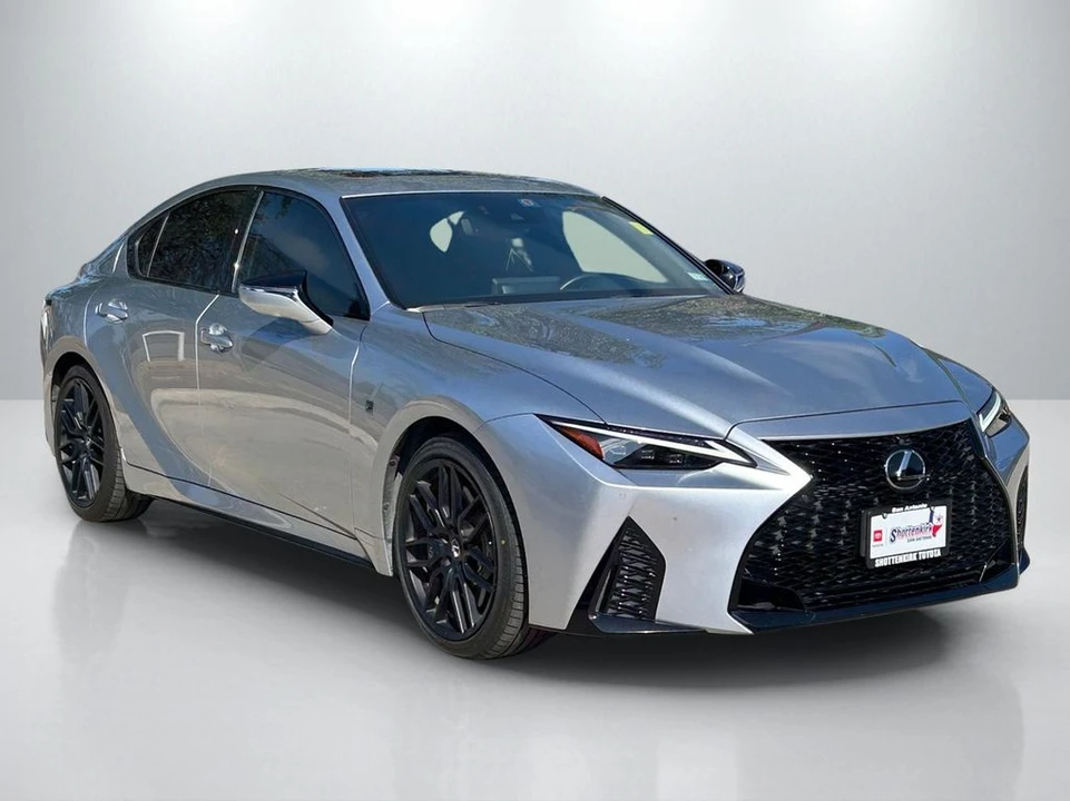2023 Lexus IS 3rd Gen - Image 3 of 31