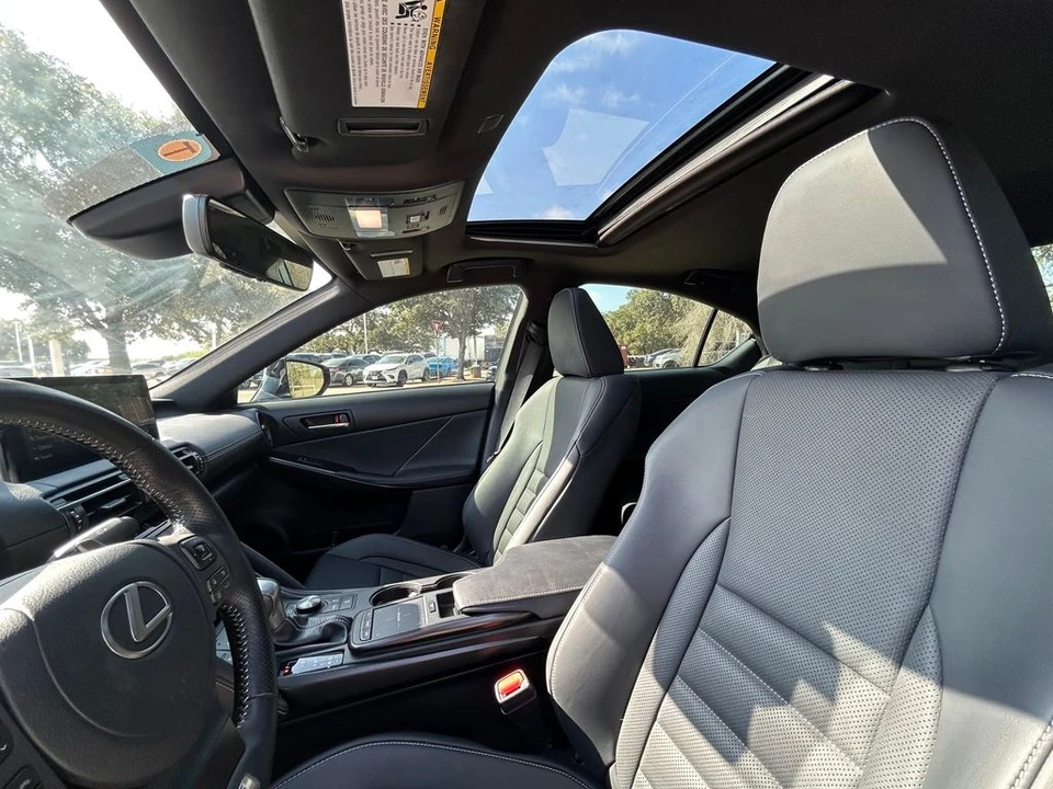 2023 Lexus IS 3rd Gen - Image 12 of 31