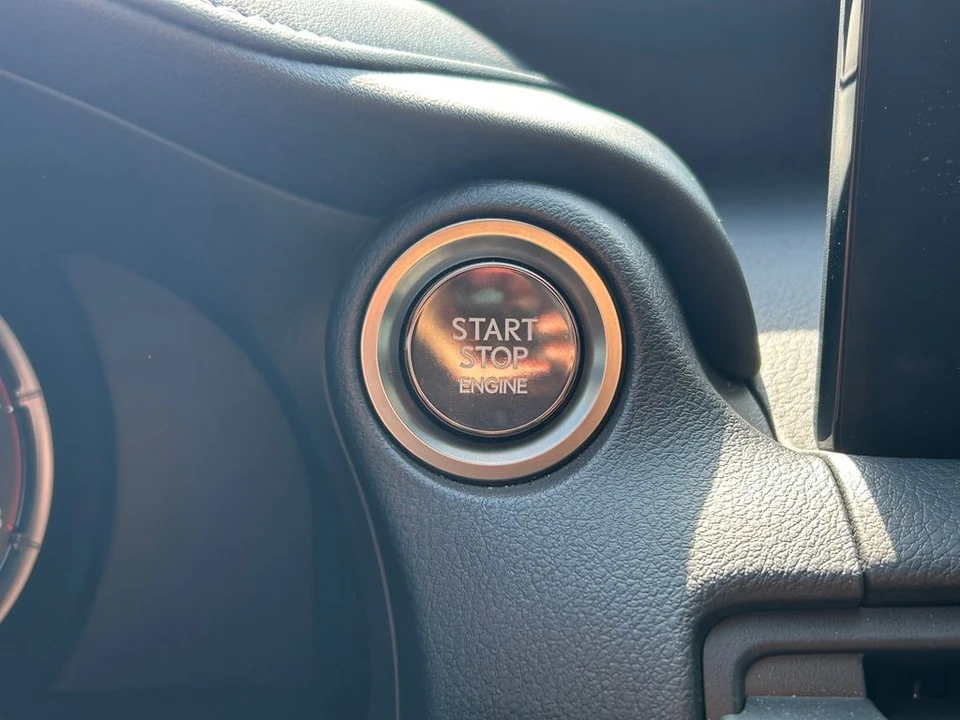 2023 Lexus IS 3rd Gen - Image 28 of 31