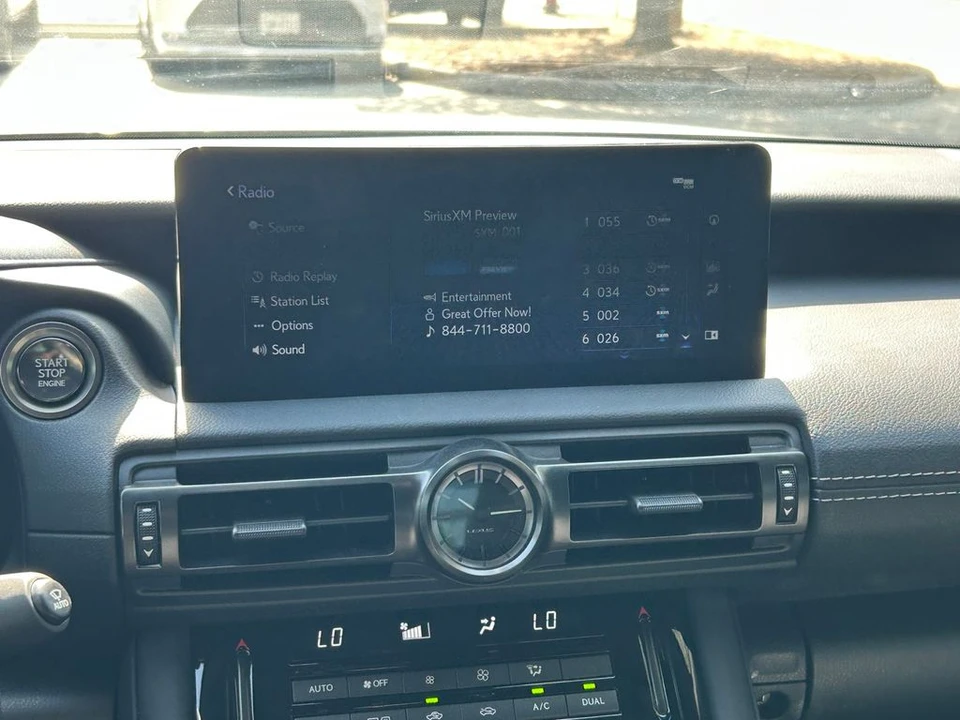 2023 Lexus IS 3rd Gen - Image 21 of 31