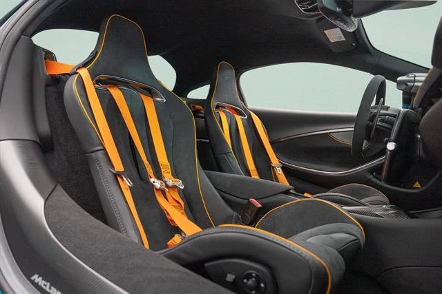 2023 McLaren Artura - Image 12 of 31