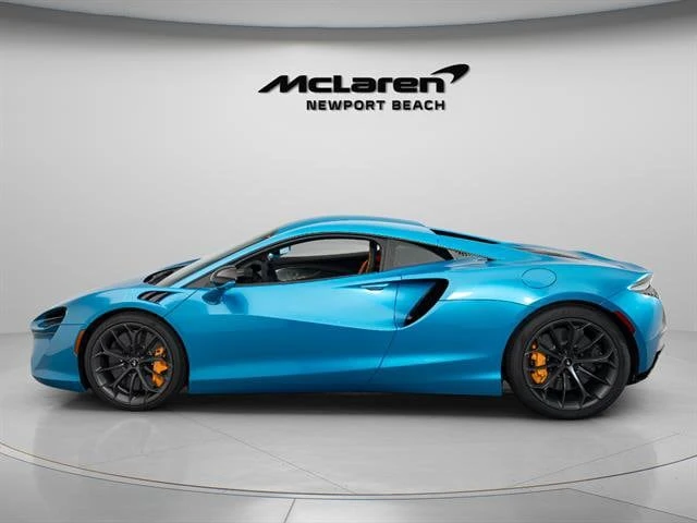 2023 McLaren Artura - Image 4 of 31