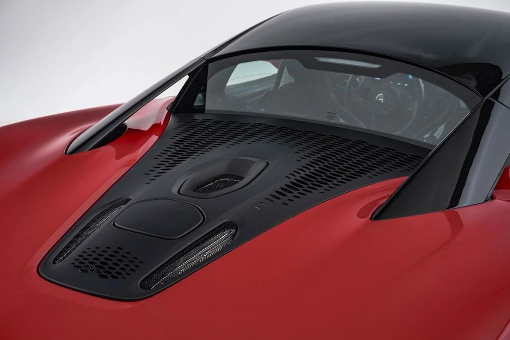 2023 McLaren Artura - Image 16 of 31