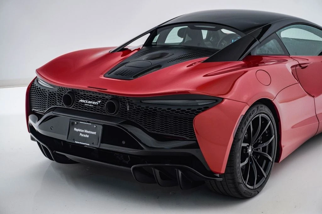 2023 McLaren Artura - Image 14 of 31